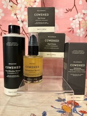 Cowshed Skincare Bundle - Day & Night Cream, Micellar Water, Exfoliator, Serum
